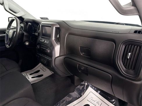 Used 2020 Chevrolet Silverado 1500 Custom w/ Custom Convenience Package image 25