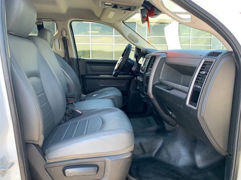 Used 2016 RAM 2500 Tradesman RWD image 22