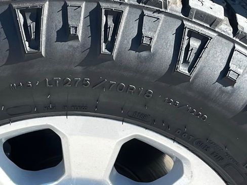 Used 2023 Ford F250 XLT w/ FX4 Off-Road Package image 7