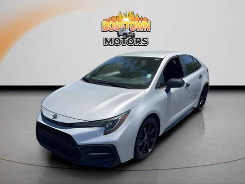 Used 2020 Toyota Corolla SE FWD image 1
