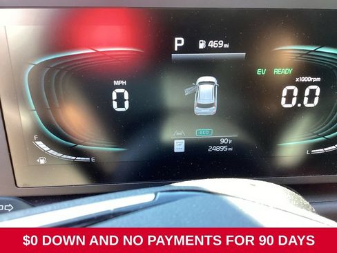 Used 2025 Kia Niro LX FWD image 8