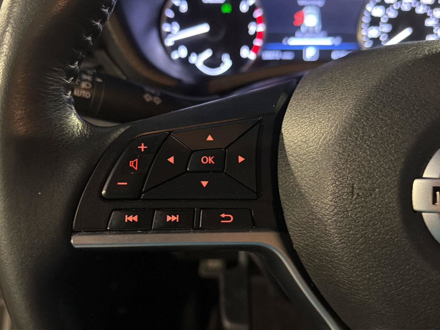 Used 2023 Nissan Sentra SV w/ All-Weather Package FWD image 20