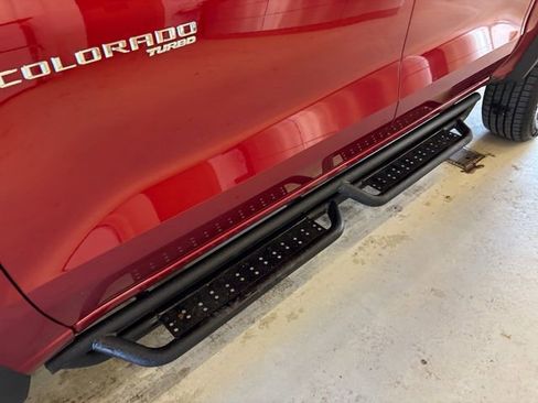 Used 2024 Chevrolet Colorado Trail Boss image 23