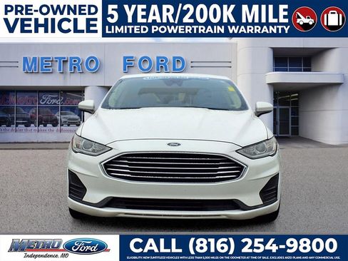 Used 2020 Ford Fusion SE image 10