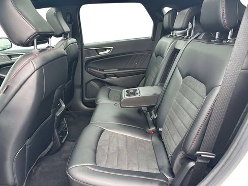 Used 2023 Ford Edge ST-Line AWD/4WD image 13