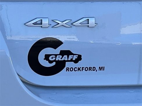 New 2025 Jeep Grand Cherokee L Laredo w/ Luxury Tech Group I image 2