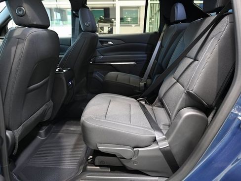 New 2026 Chevrolet Traverse LT w/ LPO, Floor Liner Package image 11