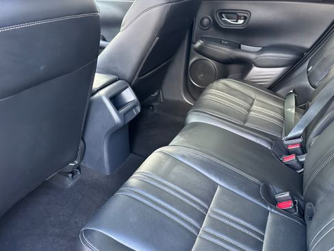 Used 2025 Honda HR-V EX-L image 26