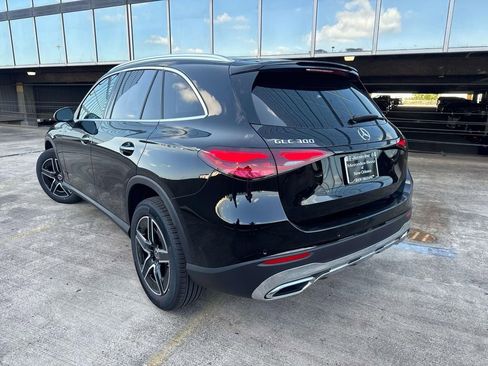 New 2026 Mercedes-Benz GLC 300 image 4