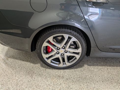 Used 2017 Chevrolet SS RWD image 11