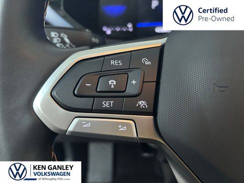 Certified 2024 Volkswagen Taos SE AWD/4WD image 18