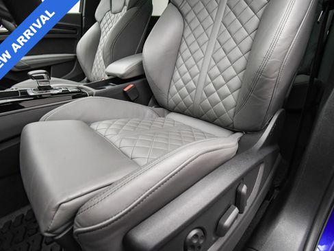 Used 2025 Audi SQ5 Premium Plus image 50