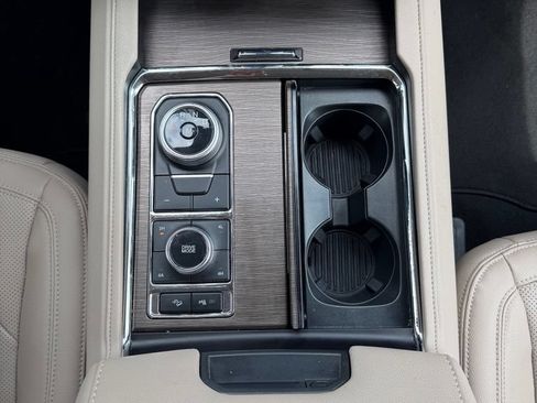Used 2024 Ford Expedition Max Limited AWD/4WD image 20