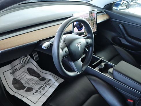 Used 2020 Tesla Model 3 Performance image 13