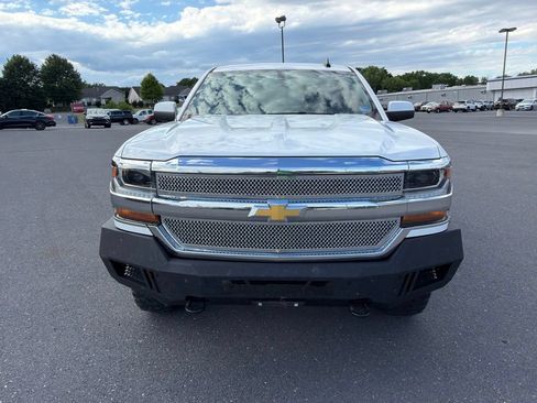 Used 2018 Chevrolet Silverado 1500 LT AWD/4WD image 8