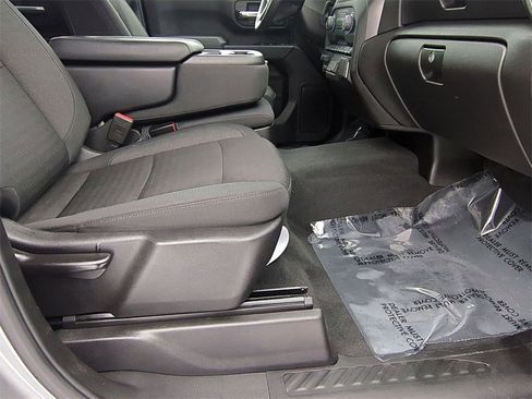 Certified 2025 Chevrolet Silverado 2500 Custom w/ Custom Value Package image 25