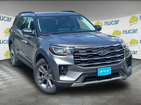 New 2026 Ford Explorer Active w/ Active Comfort Package AWD/4WD image 1