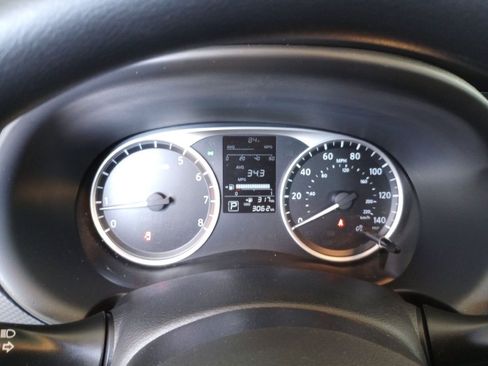 Used 2023 Nissan Kicks S FWD image 13
