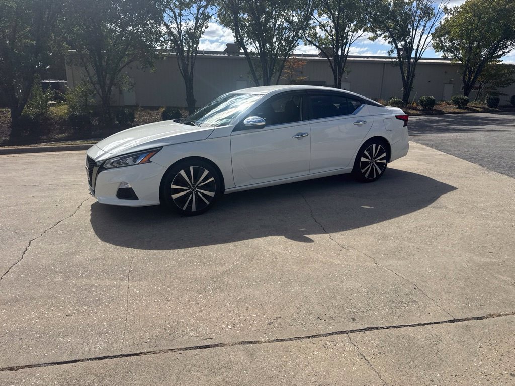 Used 2020 Nissan Altima 2.5 SR FWD image 14