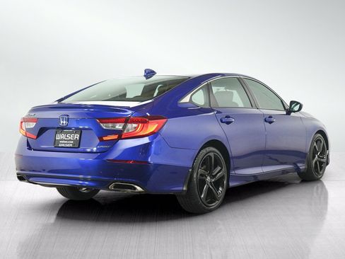 Used 2019 Honda Accord Sport image 5