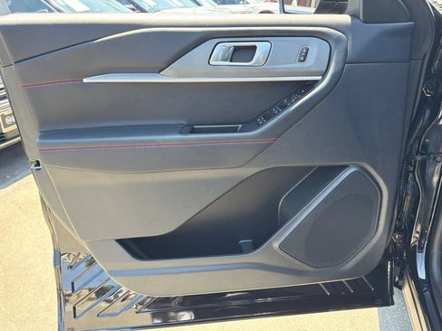 Used 2026 Ford Explorer ST-Line RWD image 22