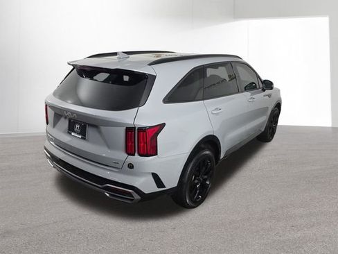 Used 2023 Kia Sorento SX AWD/4WD image 43