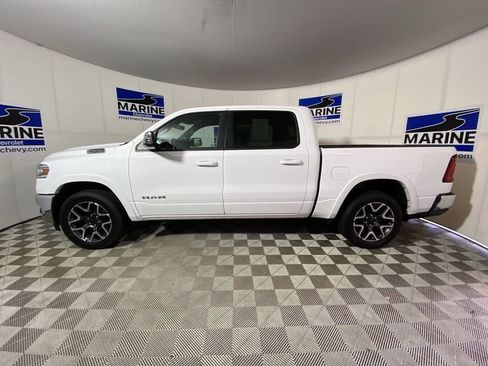 Used 2025 RAM 1500 Laramie AWD/4WD image 13
