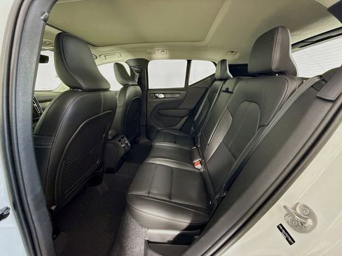 New 2026 Volvo XC40 B5 Core AWD/4WD image 25