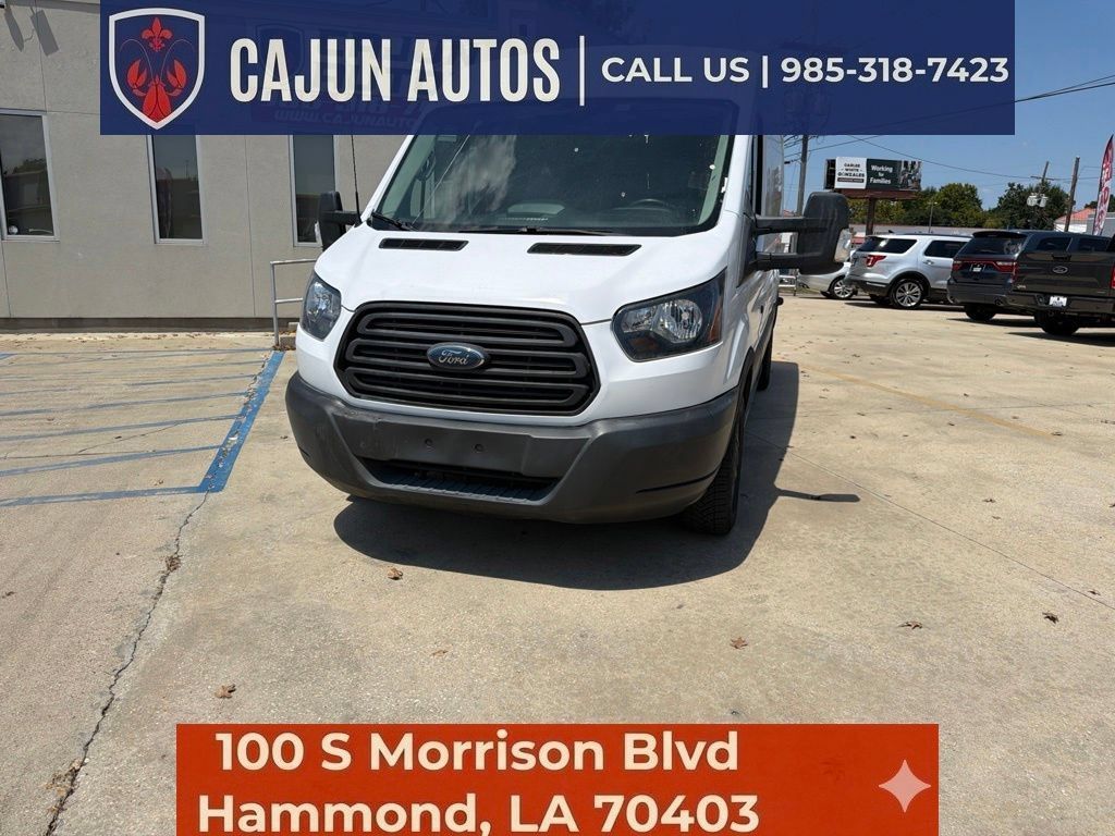 Used 2018 Ford Transit 250 148 Medium Roof RWD image 4