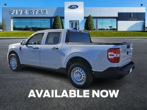 New 2025 Ford Maverick XL image 5