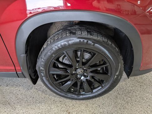 Used 2019 Toyota Highlander SE AWD/4WD image 12