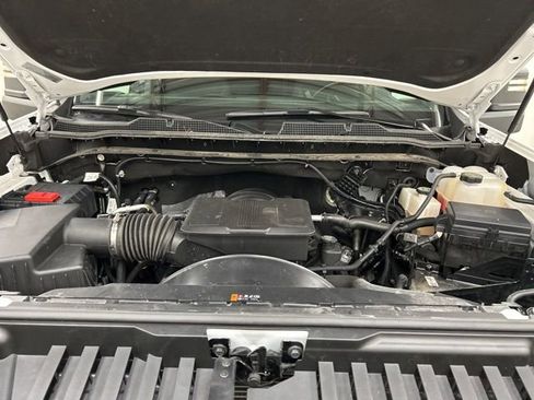 Used 2025 Chevrolet Silverado 2500 LT w/ Convenience Package image 28