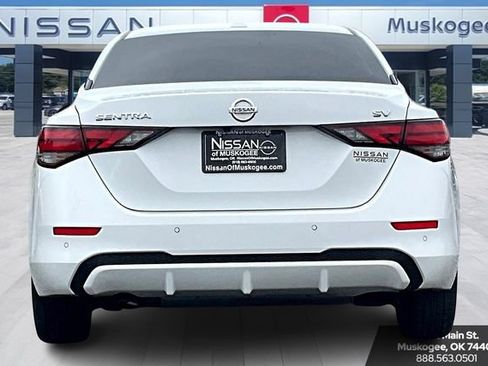 Used 2023 Nissan Sentra SV FWD image 5