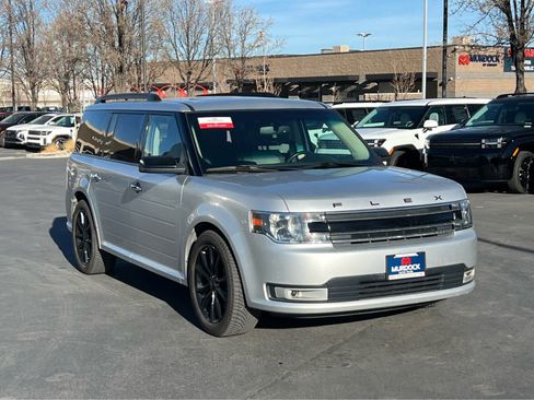 Used 2016 Ford Flex SEL w/ Equipment Group 202A image 4