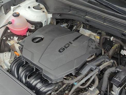 Used 2024 Kia Sorento S FWD image 37