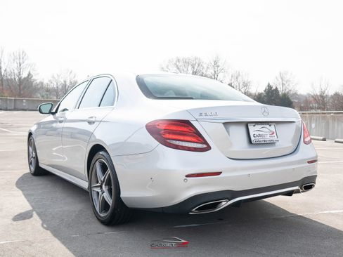 Used 2017 Mercedes-Benz E 300 E 300 w/ Premium 1 Package image 5