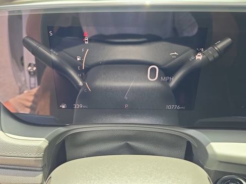 Certified 2024 Buick Encore GX Sport Touring w/ Advanced Technology Package FWD image 28