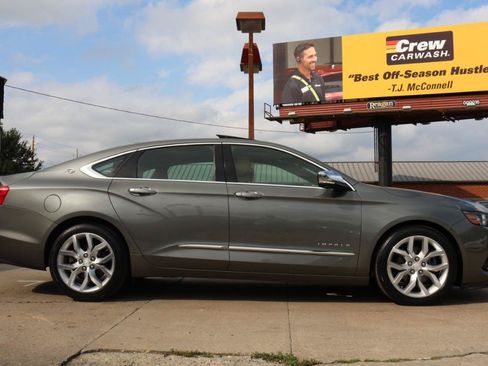 Used 2016 Chevrolet Impala LTZ w/ Enhanced Convenience Package FWD image 11