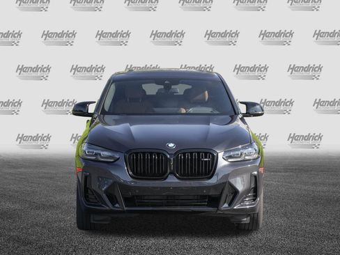 Certified 2025 BMW X4 M40i w/ Premium Package AWD/4WD image 3