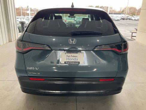 Certified 2025 Honda HR-V LX image 22