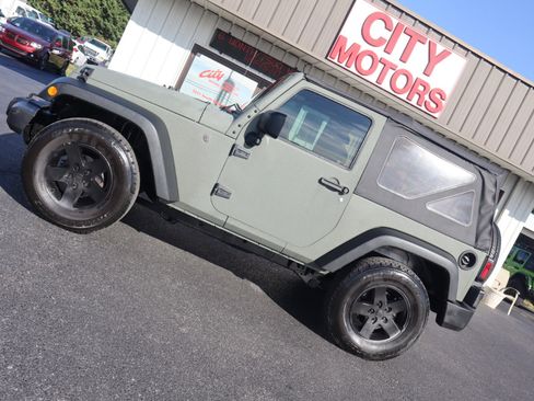 Used 2017 Jeep Wrangler Sport w/ Quick Order Package 23S image 16