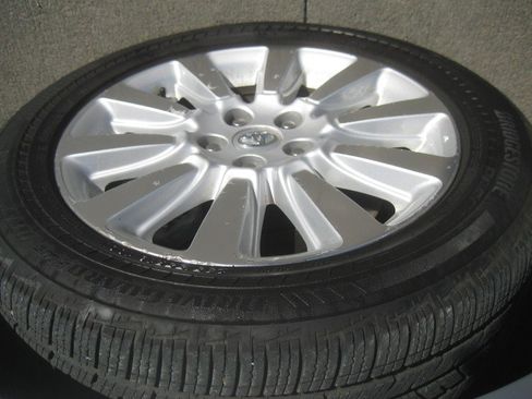 Used 2015 Toyota Sienna Limited Premium image 10