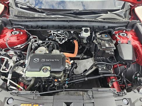 Certified 2022 MAZDA MX-30 Electric w/ Premium Plus Pkg FWD image 11