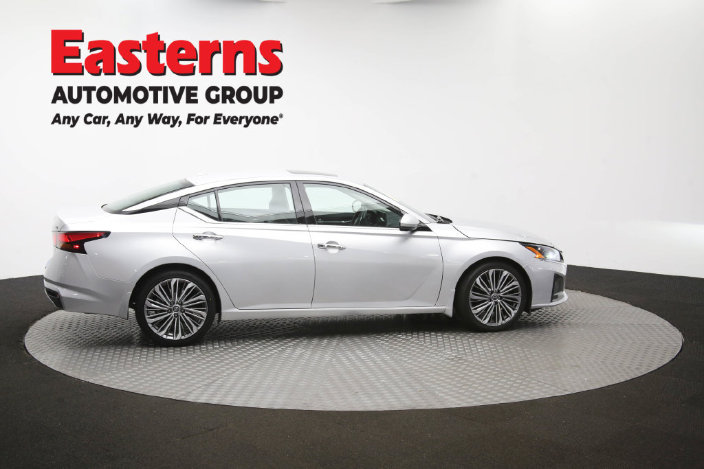 Used 2023 Nissan Altima 2.5 SL FWD image 47
