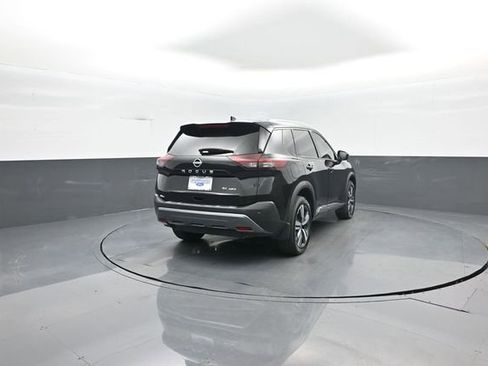 Used 2023 Nissan Rogue SL AWD/4WD image 7
