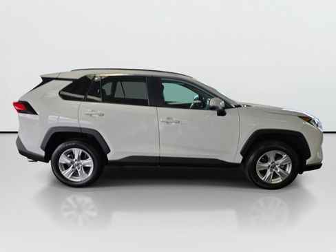 Certified 2021 Toyota RAV4 XLE w/ Convenience Package AWD/4WD image 6