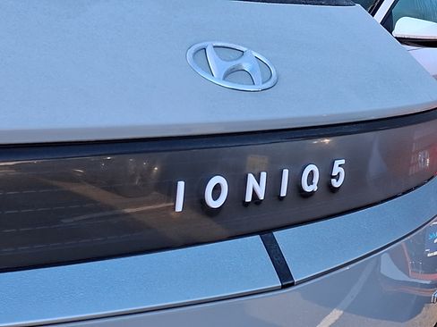 Certified 2024 Hyundai Ioniq 5 SEL AWD/4WD image 29