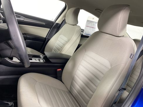 Used 2018 Ford Fusion S FWD image 15