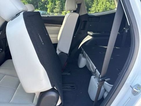Used 2020 Kia Telluride EX AWD/4WD image 11