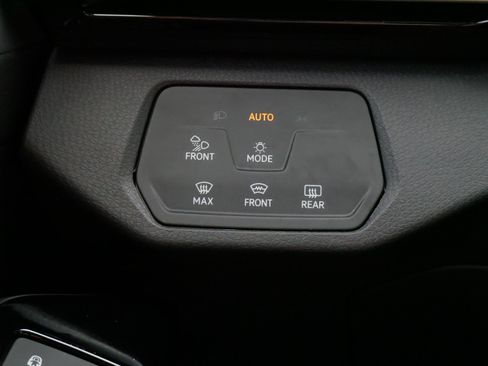 Certified 2023 Volkswagen ID.4 Pro S AWD/4WD image 26